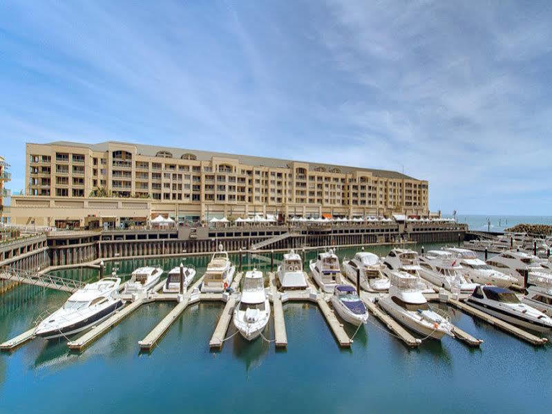 אדלייד Glenelg Holiday Apartments - Corfu מראה חיצוני תמונה